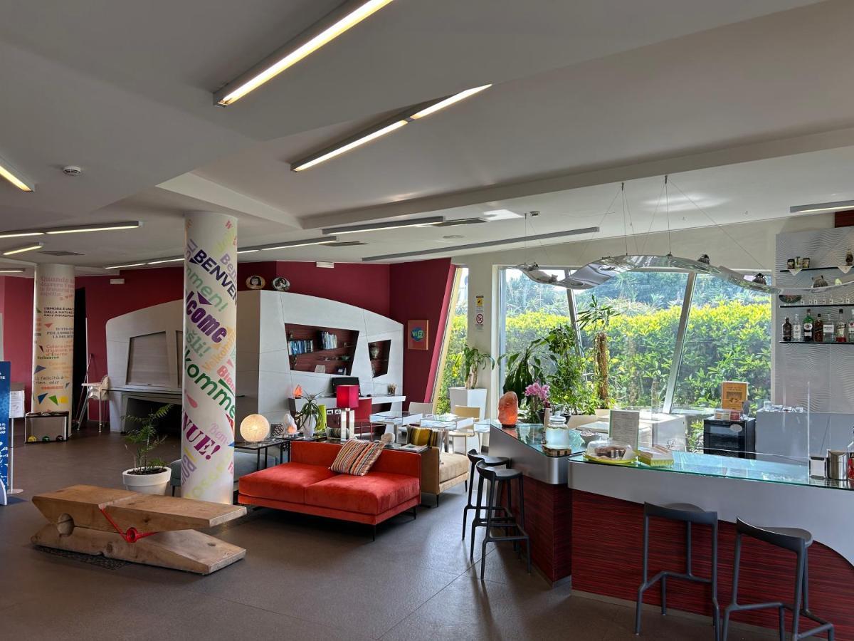 Hotel Ibis Styles Catania Acireale Exterior foto